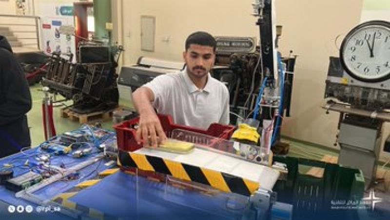 العين المبدعة واليد المبتكرة