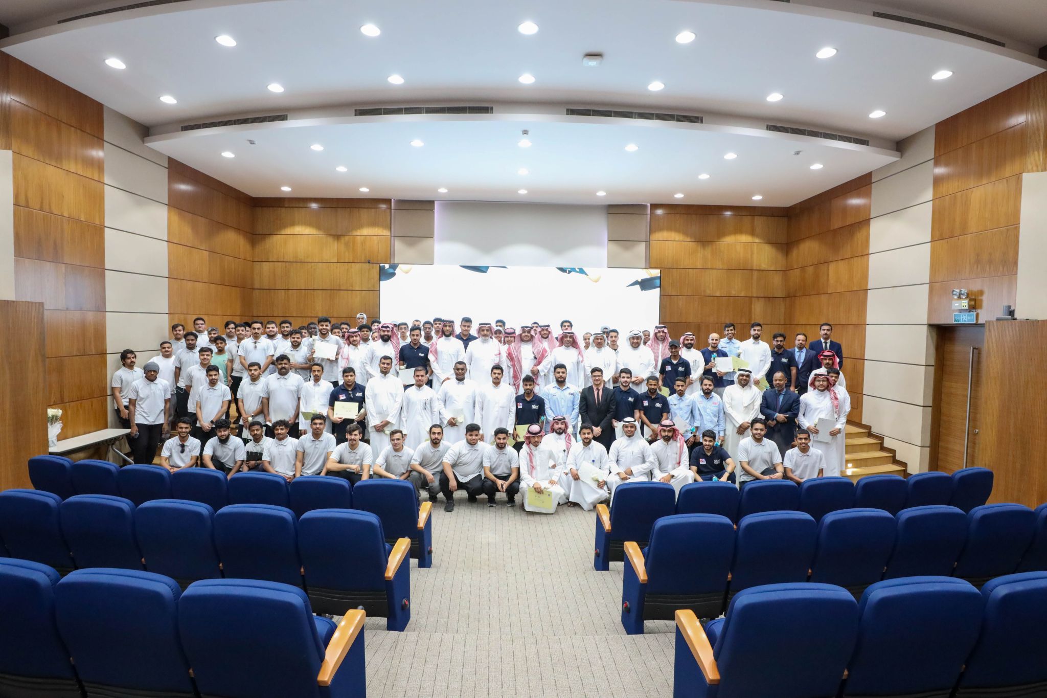 حفل تخريج برنامج القوى العاملة